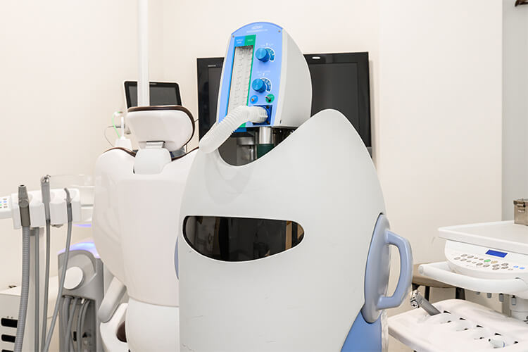 笑気吸入鎮静法